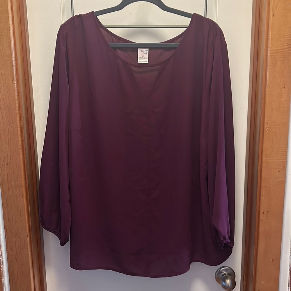 Terra & Sky tunic with triangle keyhole neck line.